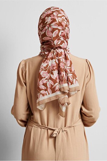 Alvina Shawl 8555