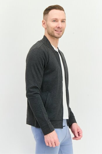 SKECHERS Men Sportswear Fit Long Sleeve Outdoor Sweatshirt, Charcoal