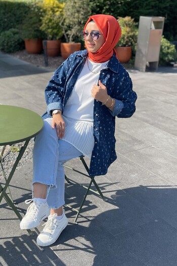 Tuğba Sarı Önü Taşlı Lacivert Kot Gömlek