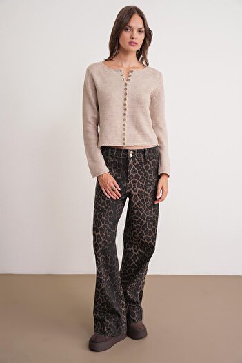 Mixray 6957 Women's Buttoned Crew Neck Knitwear Cardigan Beige