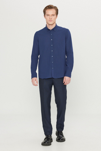 AC&Co / Altınyıldız Classics Férfi sötétkék 100% pamut Oxford Slim Fit gombos galléros flitteres ing