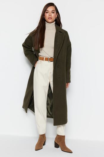 Trendyol Collection Khaki dvouřadý oversize dlouhý kabát s kášem TWOAW26KB00019