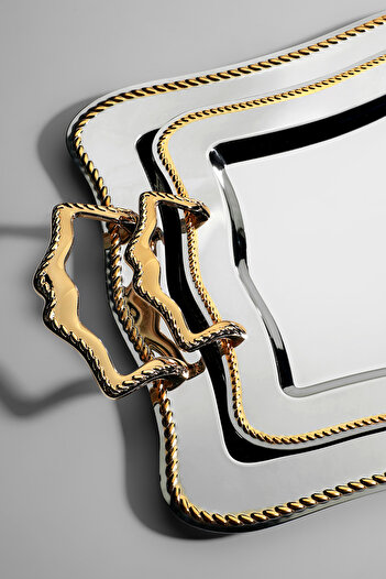 Nehir Chain Set of 2 Gold Plain Steel Trays