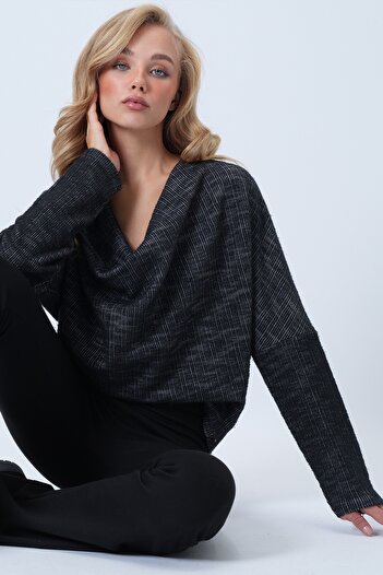 Trend Alaçatı Stili Anthrazitfarbene gestrickte Bluse mit Dekolleté-Ausschnitt und weitem Schnitt für Damen ALC-X13126