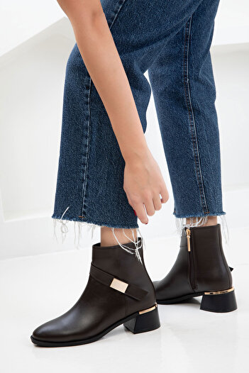 SOHO Brown Women's Boots & Booties 21012