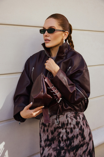 Trendyol Collection Καφέ Oversize Μορφή Τεχνητό Δερμάτινο Bomber Λεπτό Μπουφάν TWOAW26MO00053