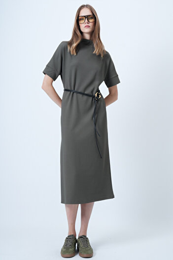 Trend Alaçatı Stili Women's Khaki Stand Collar Short Sleeve Belted Midi Length Knitted Dress Alc-X14634