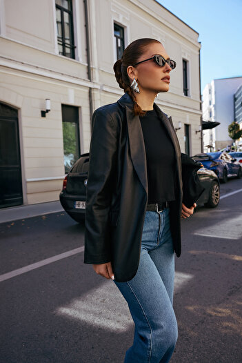 Trendyol Collection Limited Edition Black Washed Faux Leather Blazer Jacket Twoaw26Bc00033