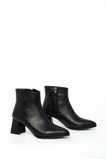 SOHO Black Women's Boots & Booties 20982