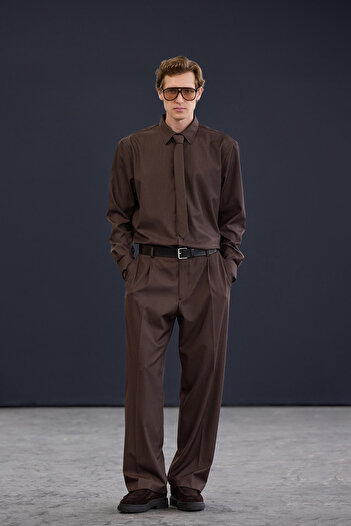 Trendyol Collection Ανδρικό πουκάμισο Trendyol Studio Brown Oversize TMNAW26GO00014
