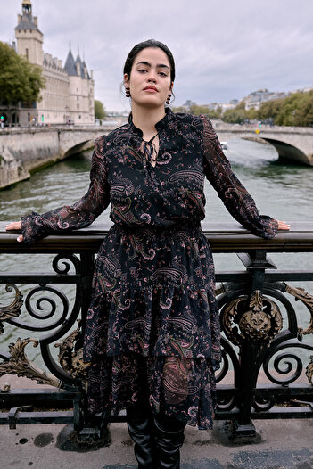 Trendyol Curve Multicolor Halter Neck Shawl Pattern Chiffon Woven Winter Plus Size Dress Tbbaw26Ah00032