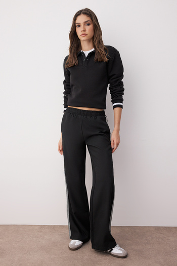 Trendyol Collection Black Side Stripe Detailed Elastic Waist Wide Leg/Wide Leg Fabric Pants Twoaw26Pl00054