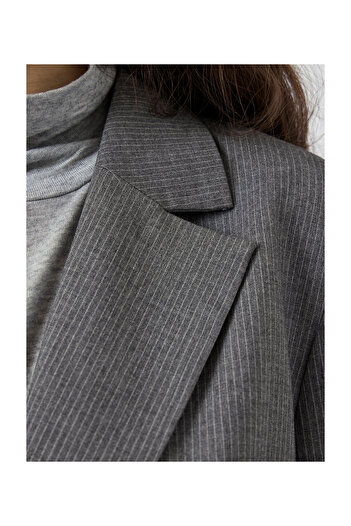 YAS. Yaskima Ls Pinstripe Blazer