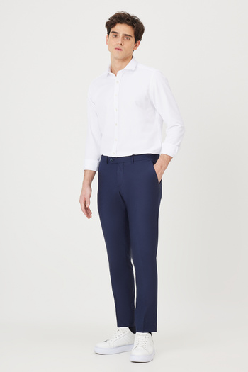 AC&Co / Altınyıldız Classics Чоловічі темно-сині класичні брюки Slim Fit з боковими кишенями