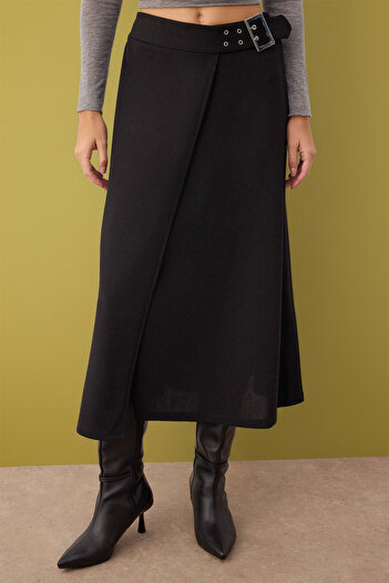 Trendyol Collection Black Belt Detail Skater Stretchy Crepe Knitted Skirt Twoaw26Et00116