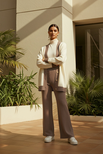 Trendyol Modest Detailní sada pletenin z norkového pruhu Cardigan-Pants TCTAW22AU0156