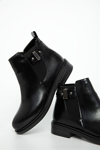 SOHO Black Matte Women's Boots & Booties 20927