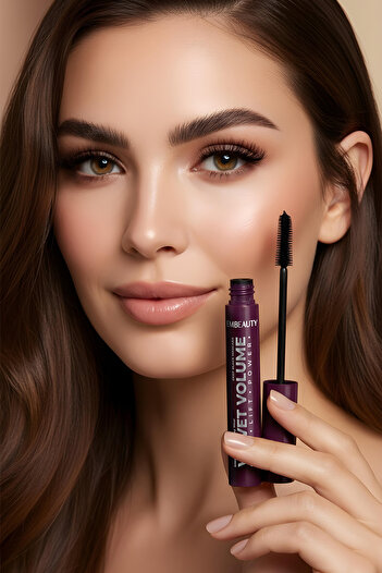 Embeauty Ultra Siyah Dolgunlaştırıcı Maskara – Hacim ve Uzunluk Etkili