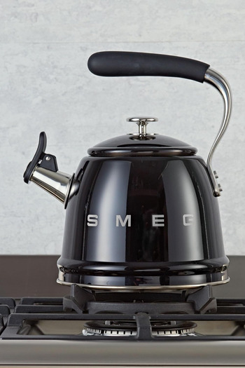 SMEG 50's Style Black Pressurized Set Top 2.3 Lt Kettle