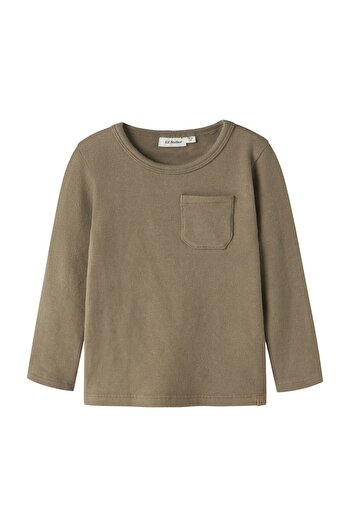 Name it NMMTHORO HEN LS SLIM TOP LIL (kis méretű)