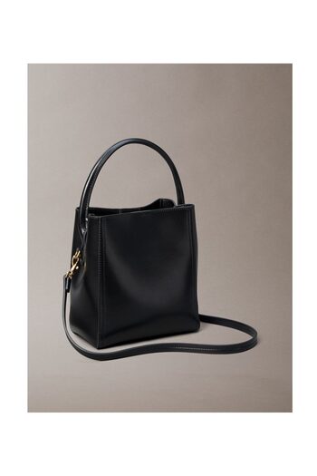Calvin Klein Černá dámská crossbody kabelka LV04F3174G