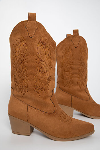 SOHO Tan Suede Women's Boots & Booties 20984