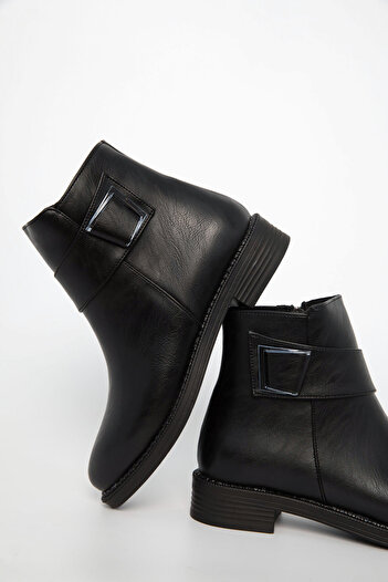 SOHO Black Women's Boots & Booties 20980