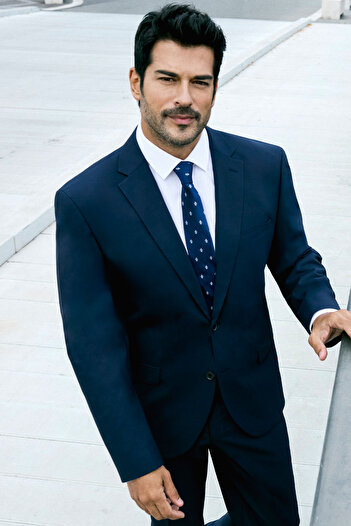 ALTINYILDIZ CLASSICS Men's Navy Blue Regular Fit Normal Cut Wool Water and Stain Resistant Nano Suit