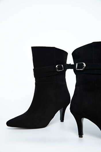 SOHO Black Suede Women's Boots & Booties 21010