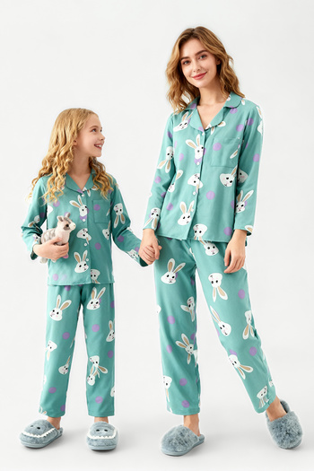 TRENDYOLKIDS Multi Color Girl's Rabbit Pattern Mini Me Mother Daughter Pajamas Set Bottom Top Set Tkdaw25Pt00011