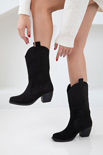 SOHO Black Suede Women's Boots & Booties 21004