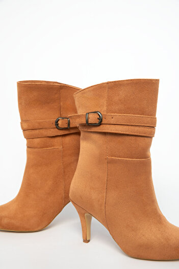SOHO Tan Suede Women's Boots & Booties 21010