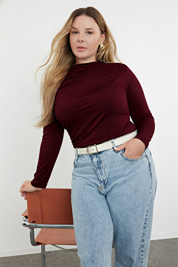 Trendyol Curve Burgundy Stand Collar Gather Detail Body Fitting Knitted Plus Size Blouse Tbbaw25Af00014