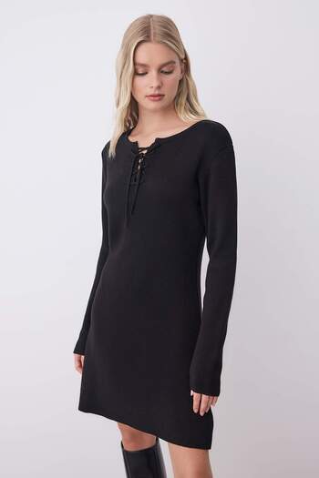Trendyol Collection Black Plain Short / Mini Tie Detail A-Line Knitwear Dress Twoaw26El00153