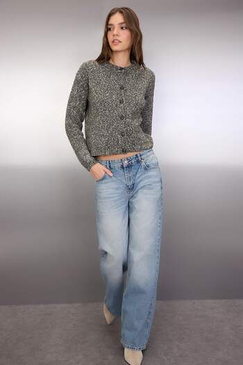 Trendyol Collection Khaki Boucle Yarn Knitwear Cardigan Twoaw26Hi00199