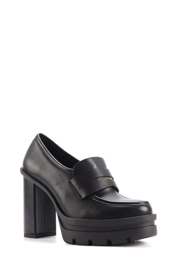Nine West BOCCIA 4PR Чорні жіночі лофери