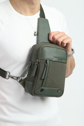 en deri Men's Black Multi-Compartment Daily Cross Strap Shoulder Bag