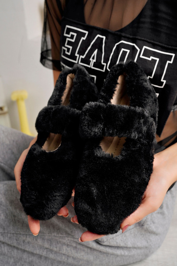 StWenn Women's Home Flats - Ultra Soft Plush, Noiseless, Light Sole Slippers