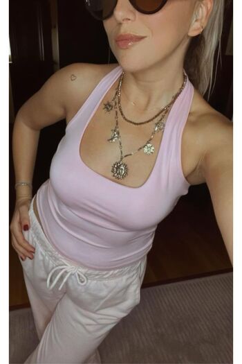 boutiquen Linich&Co Pink Halter Neck Crop Top Body