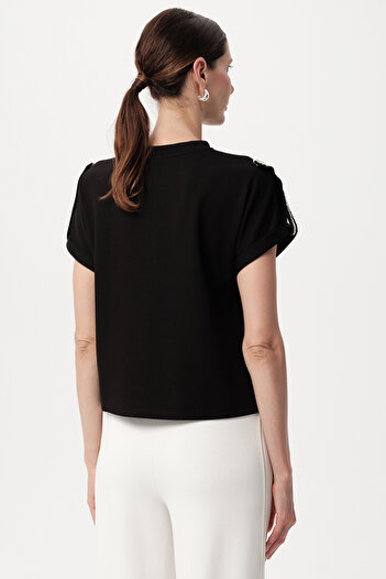 Allyco Black Knitted Black T-Shirt with Stripe Detail and Pockets