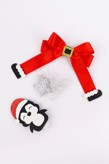 Le Mabelle Set of 3 Clip Buckles with Red Penguin Figure