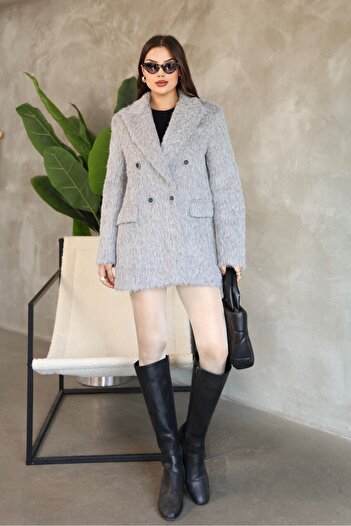 POP STORY Double Buttoned Short Plush Coat Stylish Oversized Fur Look Jacket