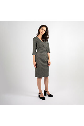 Couture de Marie Midi dress made of cotton with elastane, black polka dots, wrap neckline – Alix