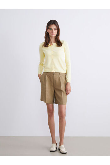 LC Waikiki Sparkling Selections from Shining Store |   Loose Fit 100% Linen Women's Pleated Shorts