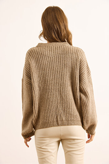 Olalook Women's Mink Crew Neck Soft Textured Basic Knitwear Sweater Kzk-19000987
