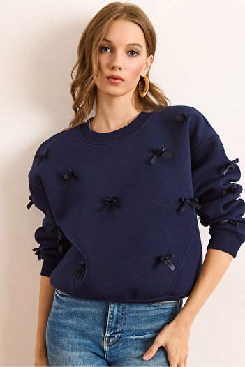 Olalook Women's Navy Blue Asymmetrical Stitching Detailed Bow Embellished Sweatshirt Swt-19000738