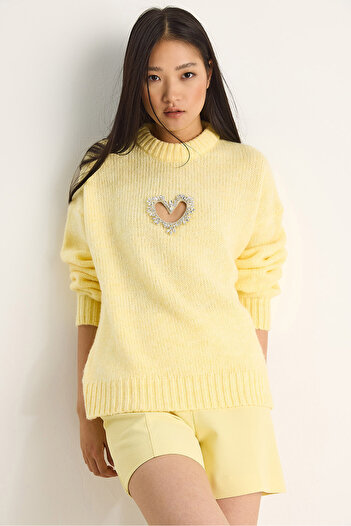 Bianco Lucci Women's Heart Detailed Stone Embroidered Knitwear Sweater 60261249