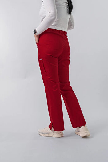 Masstex Pantalon Medical Dama Fabi Rosu – Croială Evazată, 5 Buzunare, Confort Maxim