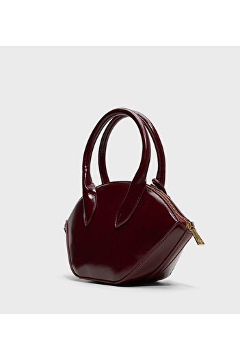 Call it Spring Conniie Glossy Zippered Handheld Bag