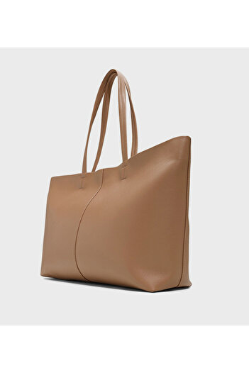 Call it Spring Paityn Textured Zippered Tote Bag